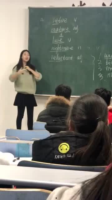 英语老师在线观看,Exploring the World of Online English Teaching: Insights from a Virtual Classroom Experience  第1张